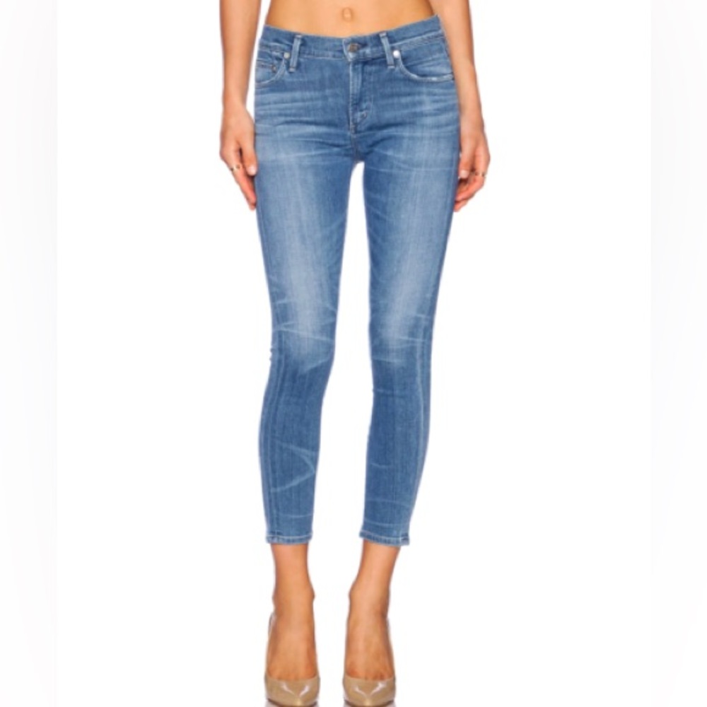 Citizens of Humanity Rocket Crop High Rise Skinny. Never worn - size 27